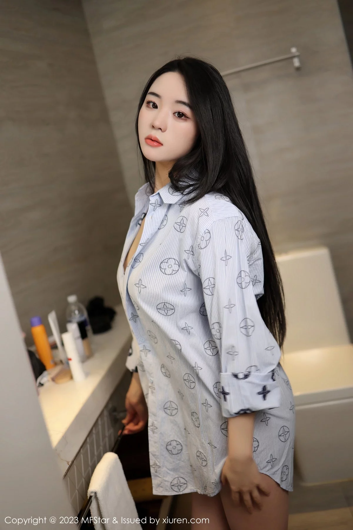 Xrmnw.Vip_汐汐爱吃草莓_写真